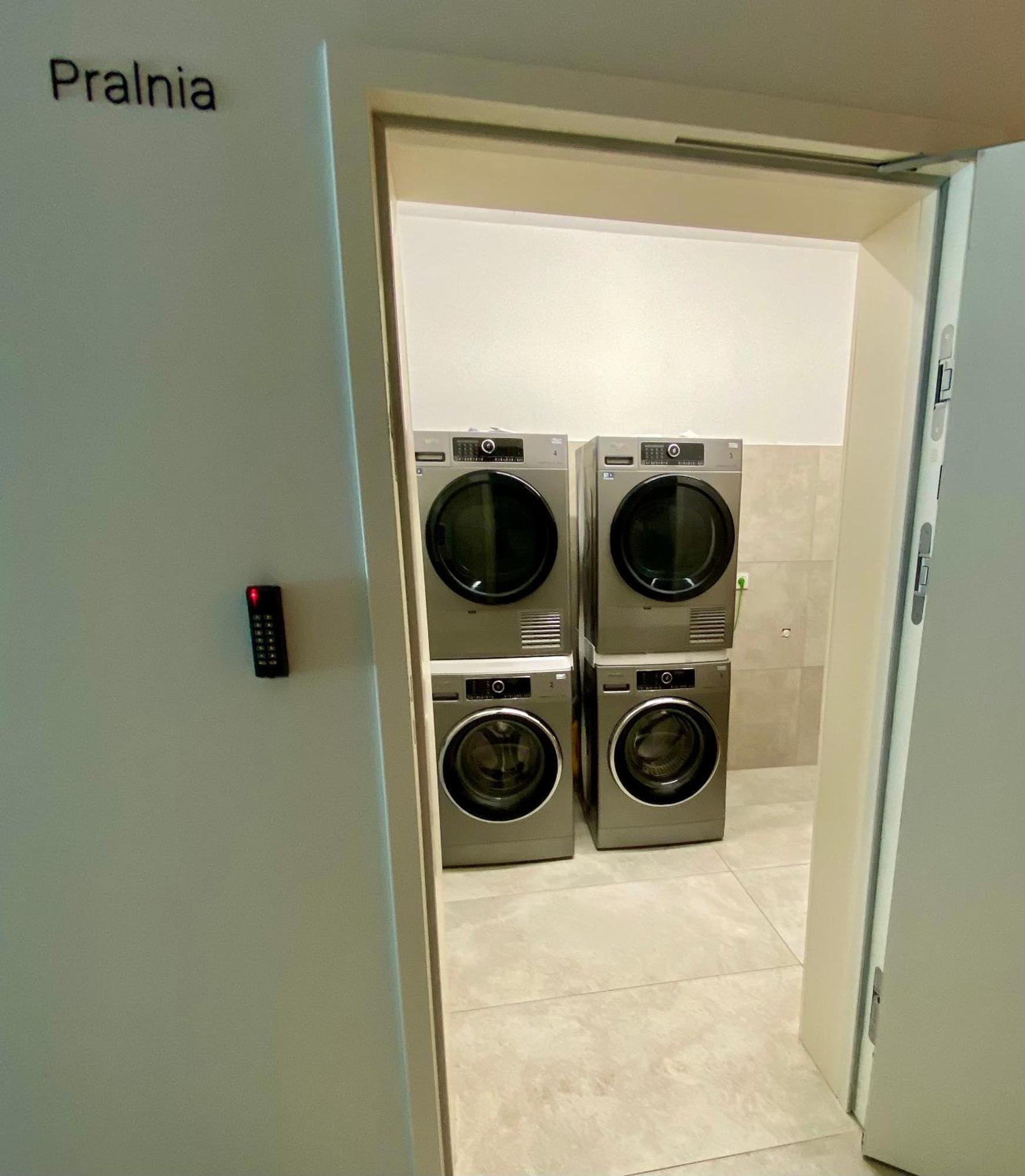 Nautic Park Apartamenty Darlowko Exteriör bild